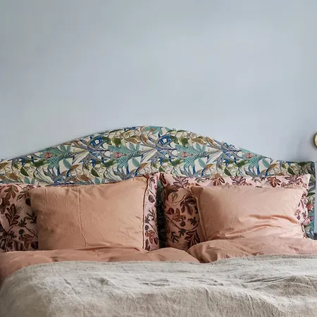 Newly Renovated Flat In Heart Of דירה