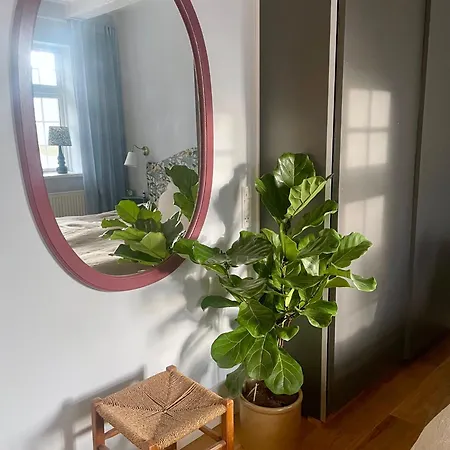 דירה Newly Renovated Flat In Heart Of